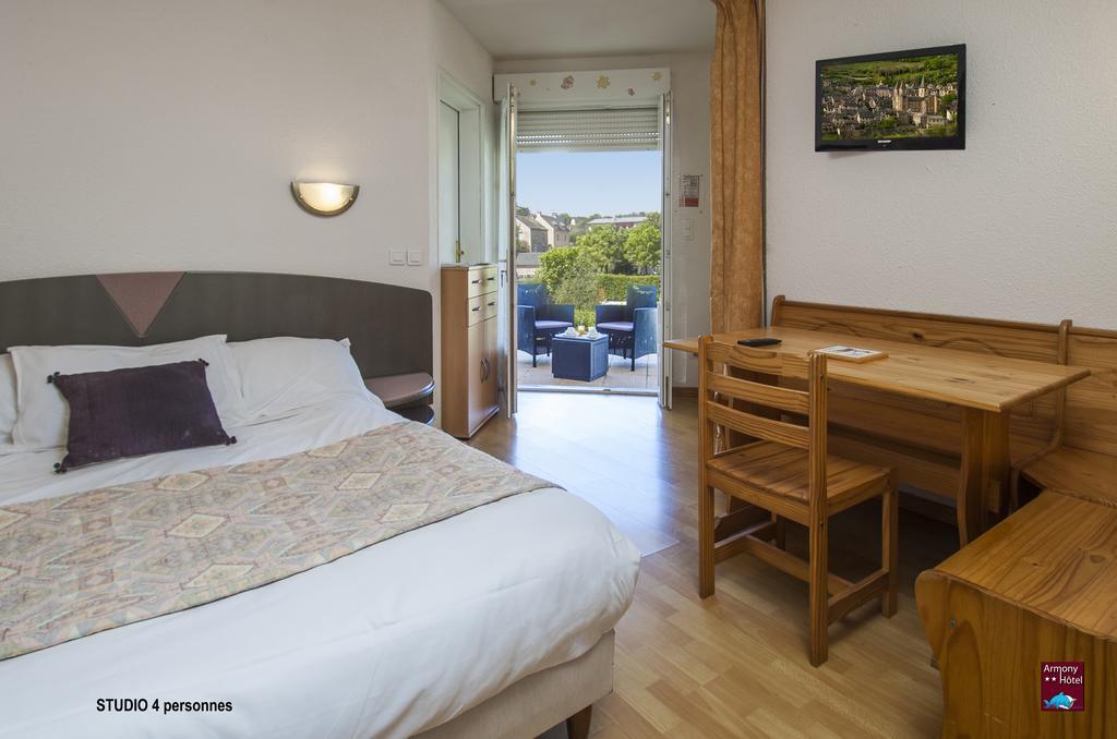 Hotel Armony Laissac Exteriör bild